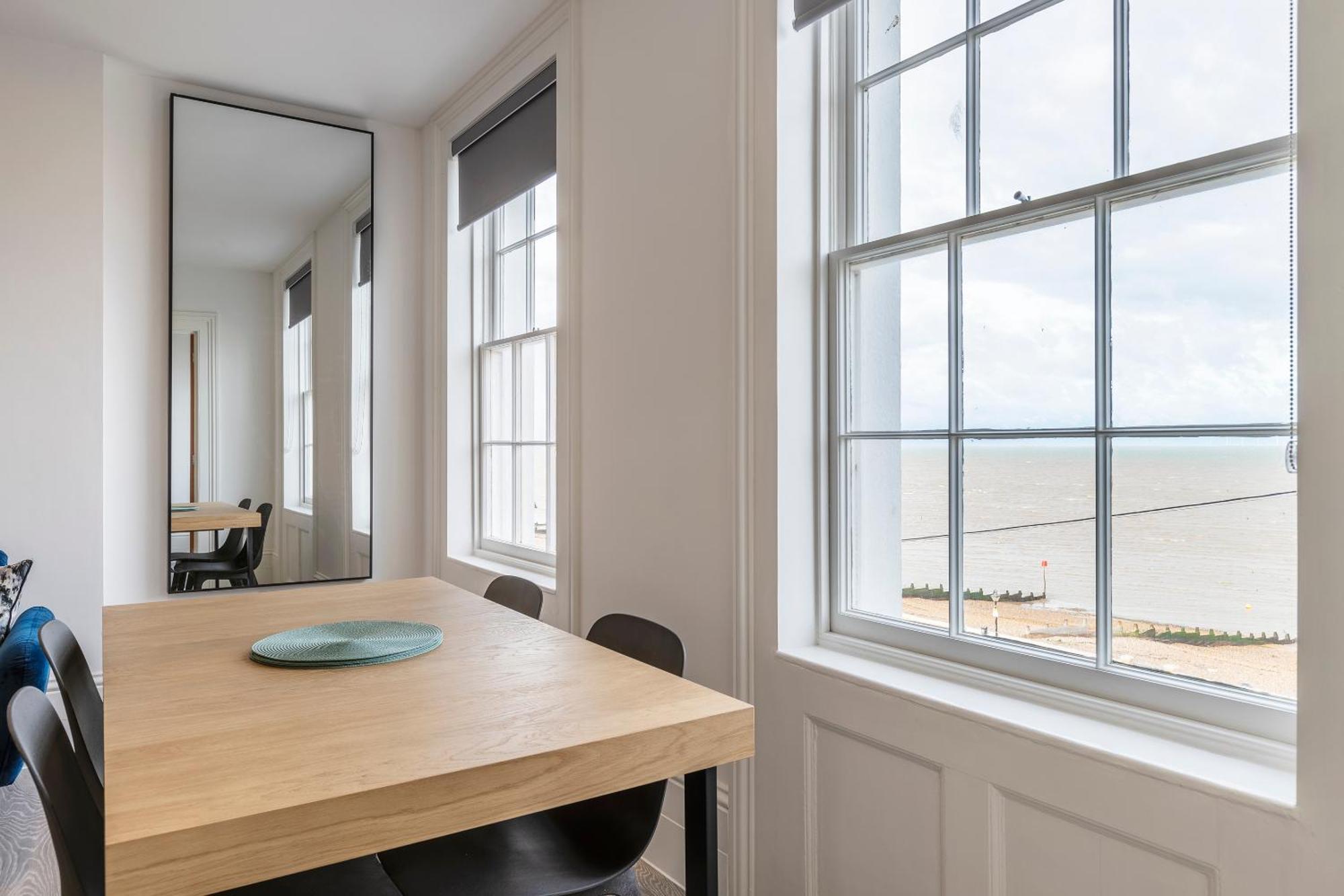 Herne Bay Seaside Escape ภายนอก รูปภาพ